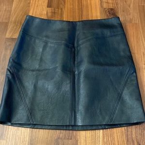 Divided H&M faux leather skirt